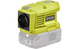 Aku měniče napětí