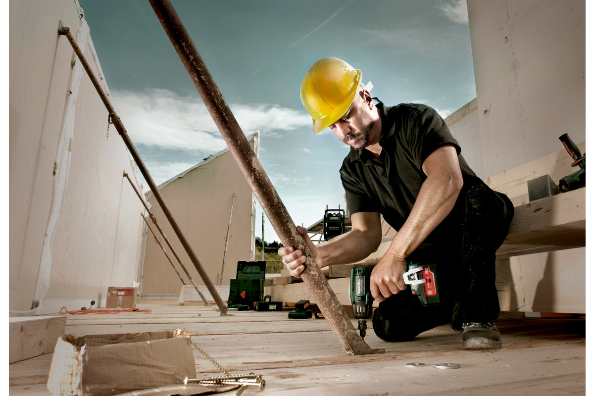 Aku rázový utahovák Metabo SSW 18 LTX 400 BL, metaBOX