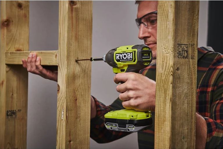 Aku rázový šroubovák Ryobi RID18BL-0, 18V