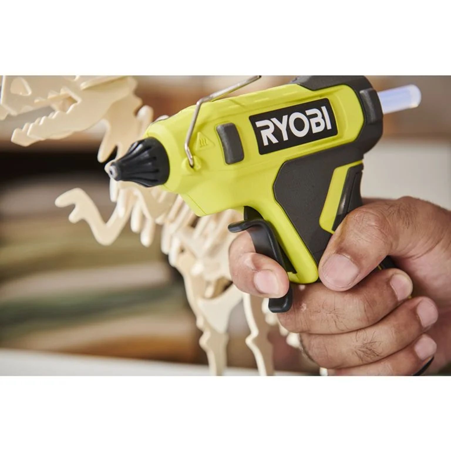 Aku tavná pistole RYOBI RGLU4-0, 4V USB Lithium™