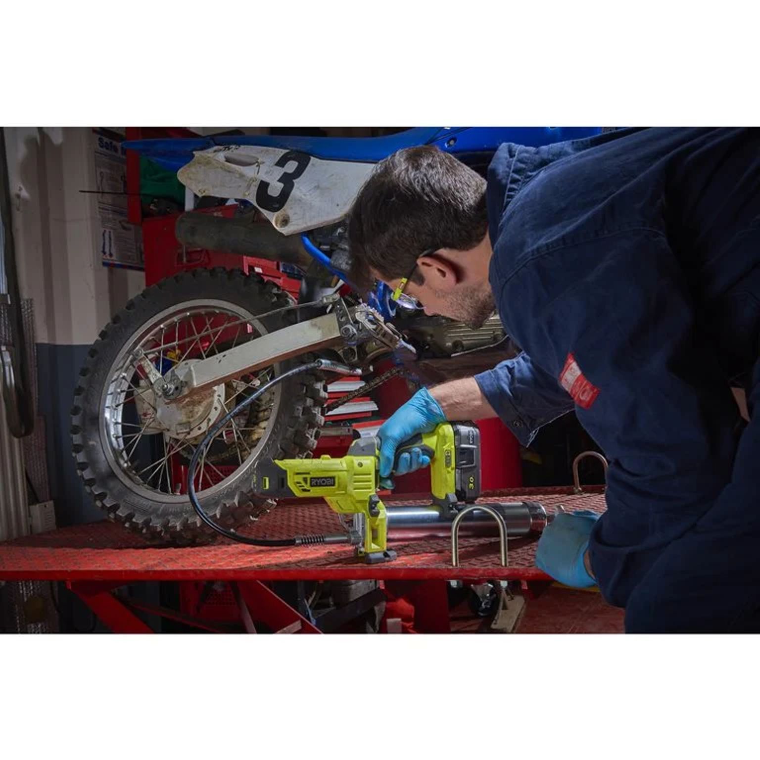 Aku mazací pistole Ryobi R18GG-0, 18V