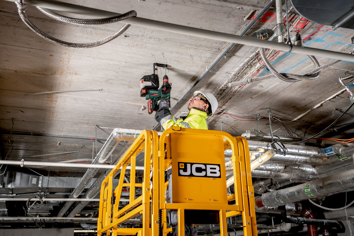 Aku kladivo Metabo KH 18 LTX BL 24 Q, 18V, metaBOX