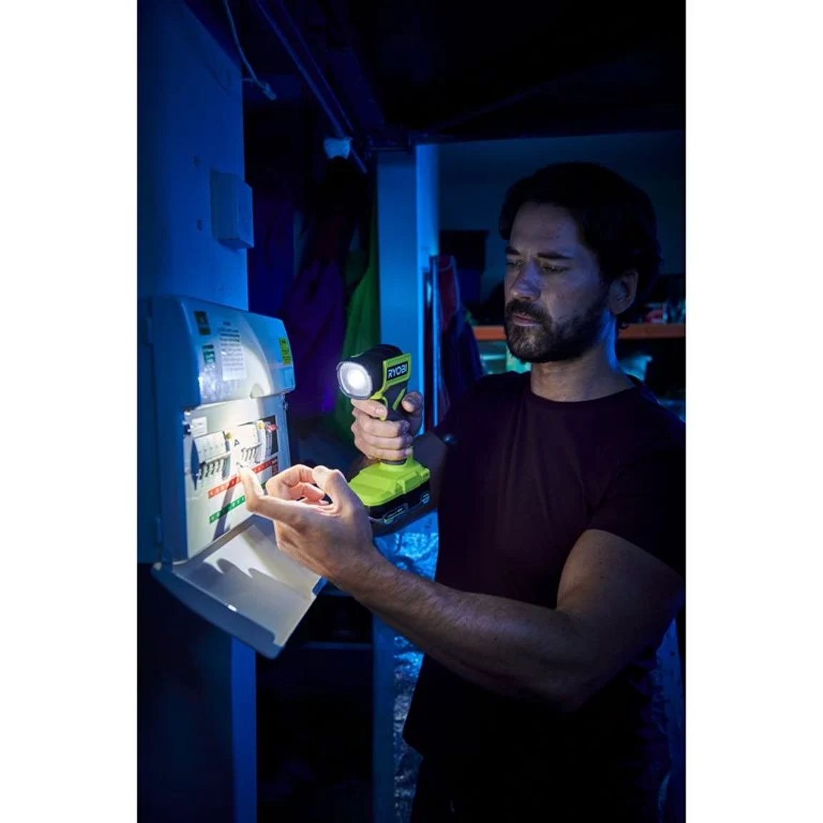 Aku svítilna Ryobi RLF18-0, 18V