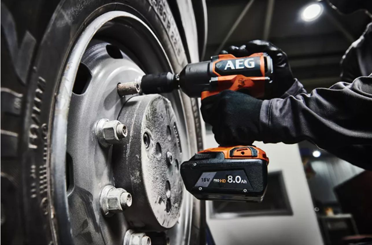 Akumulátor ProHD 8,0 Ah AEG L1880SHD, 18V