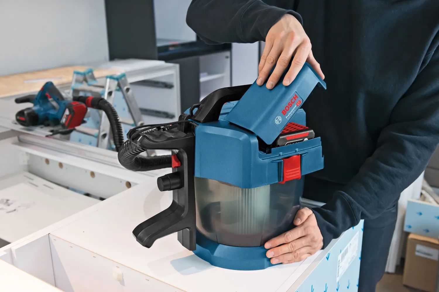 Aku vysavač BOSCH PRO GAS 18V-10 L, 18V