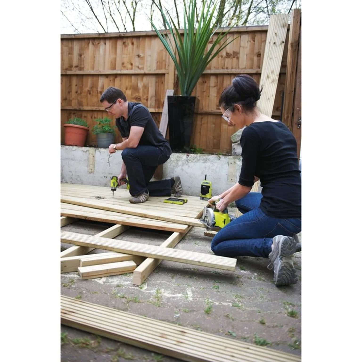 Aku okružní pila s laserem RYOBI RWSL1801M, 18V