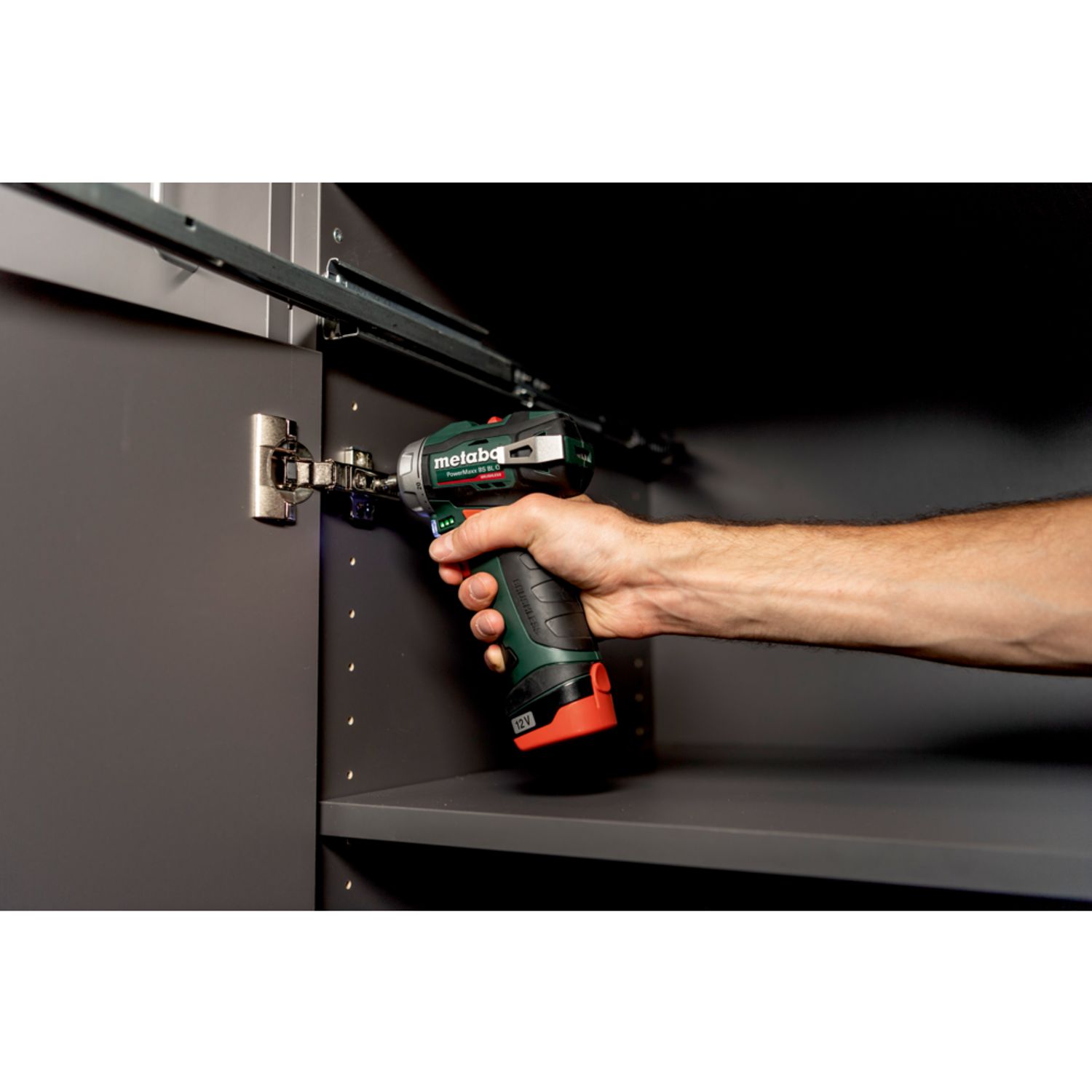 Aku vrtací šroubovák Metabo POWERMAXX BS BL Q 2×2,0 Ah, kufr