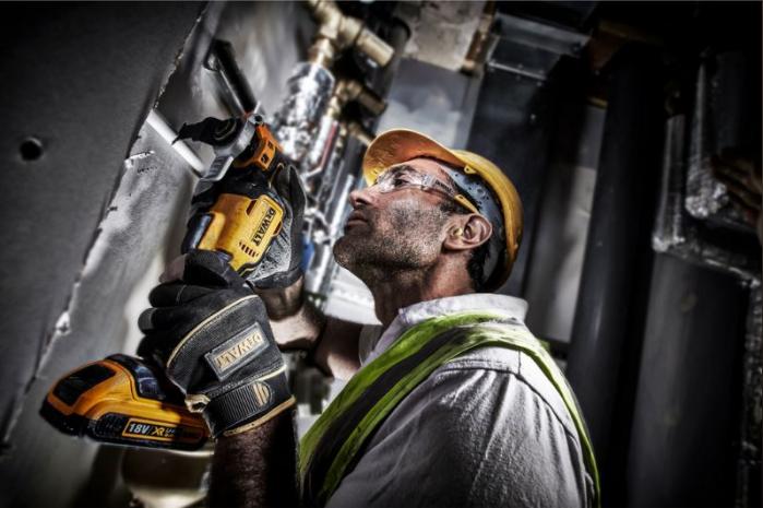 Aku oscilační nářadí DeWALT DCS356NT, 18V, kufr
