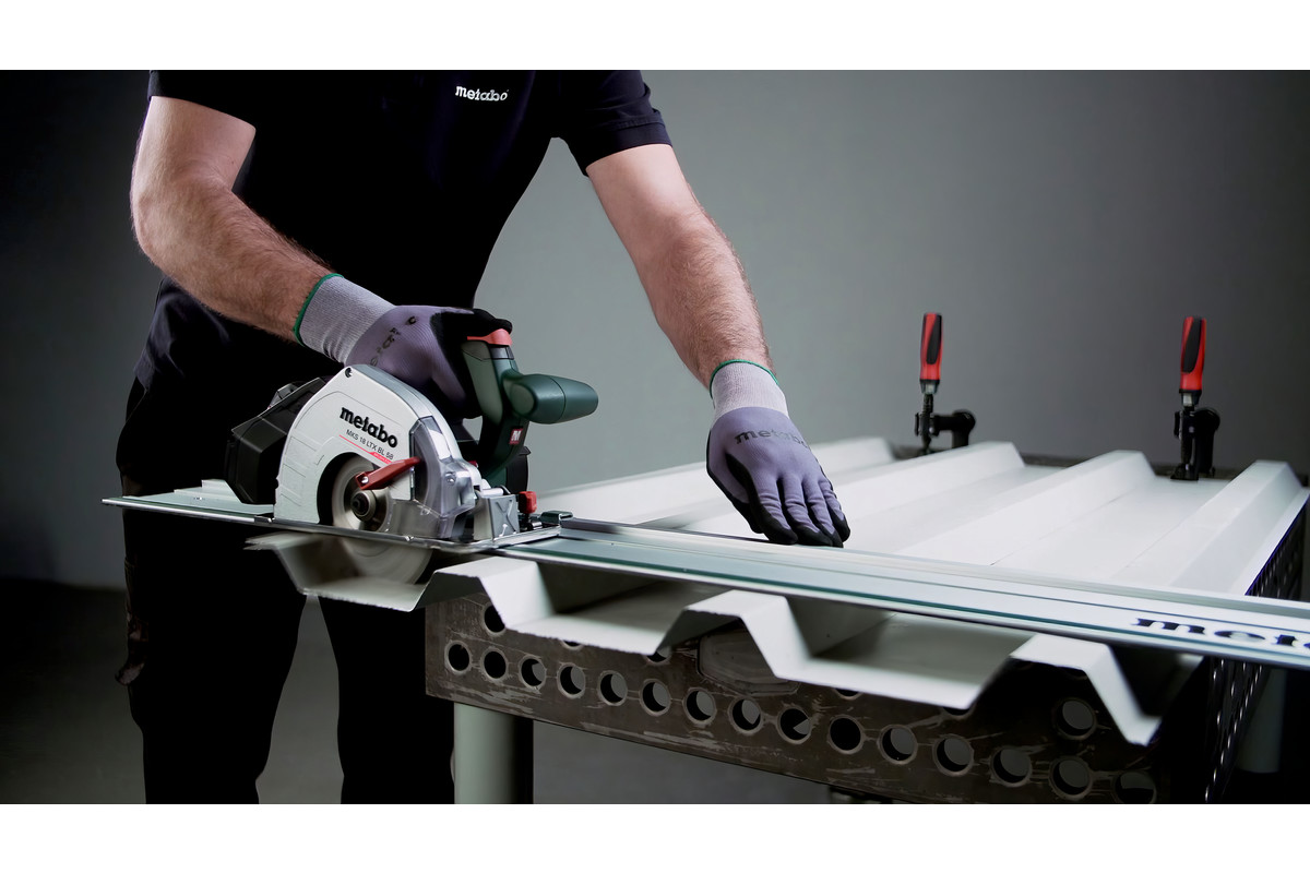 Aku okružní pila na kov Metabo MKS 18 LTX BL 58, 18V, metaBOX