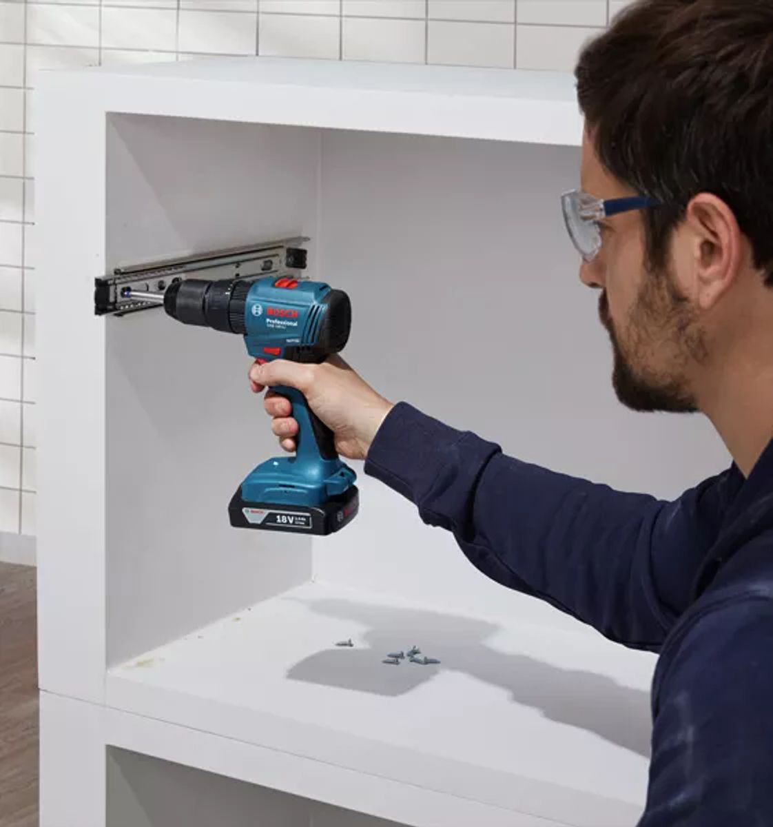 Aku příklepová vrtačka BOSCH GSB 185-LI, 2×2Ah, 18V, kufr