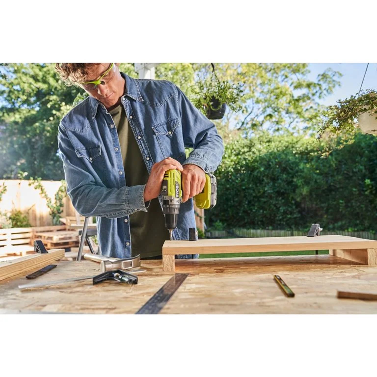 Aku příklepová vrtačka Ryobi R18PD3-220S, 2×2Ah, 18V