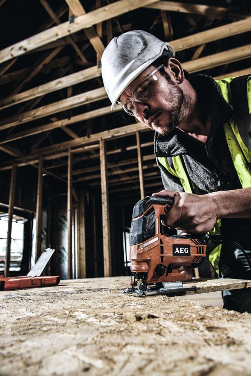 Přímočará pila AEG STEP 100X, 700W, kufr