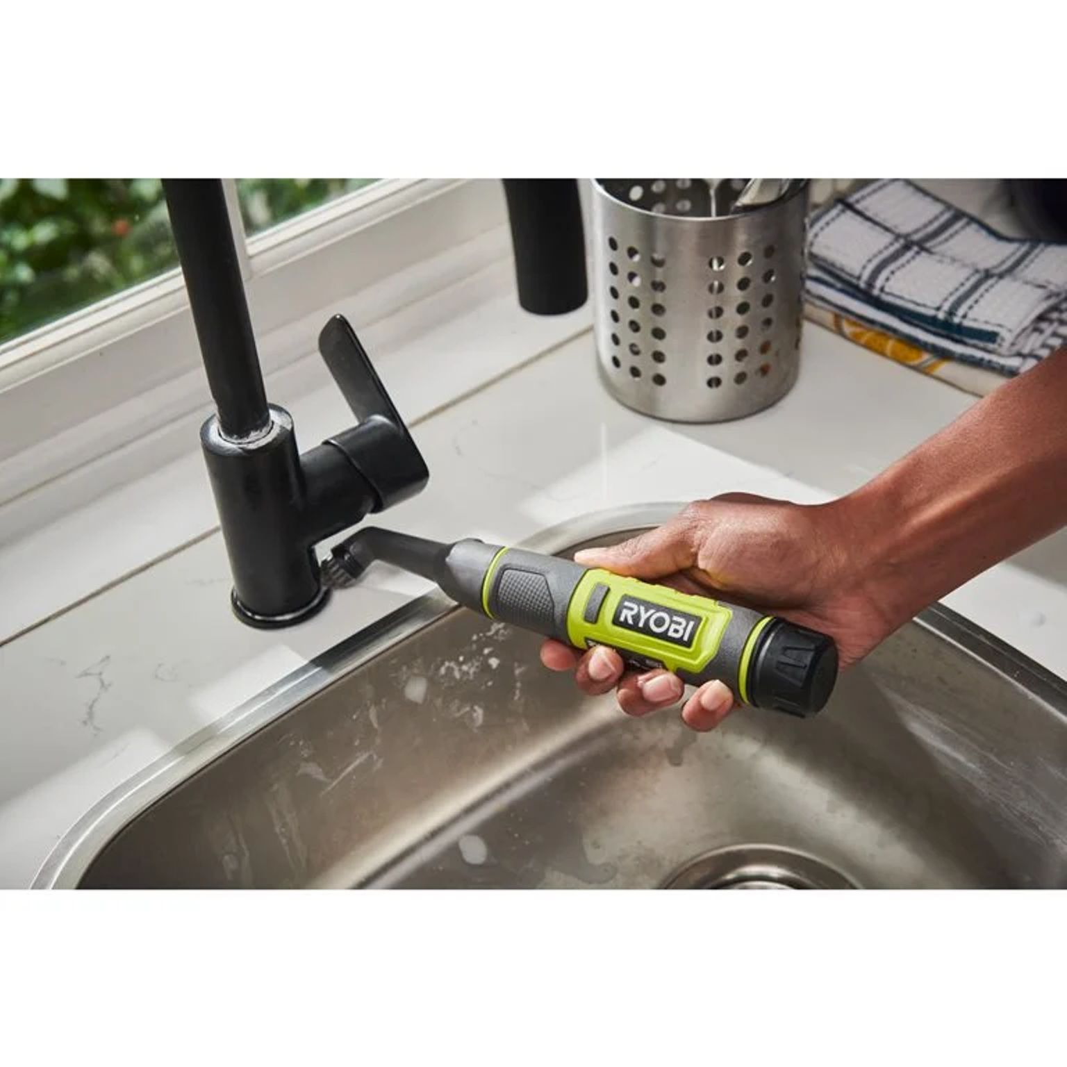 Aku detailní kartáč RYOBI RDS4-0, 4V USB Lithium™