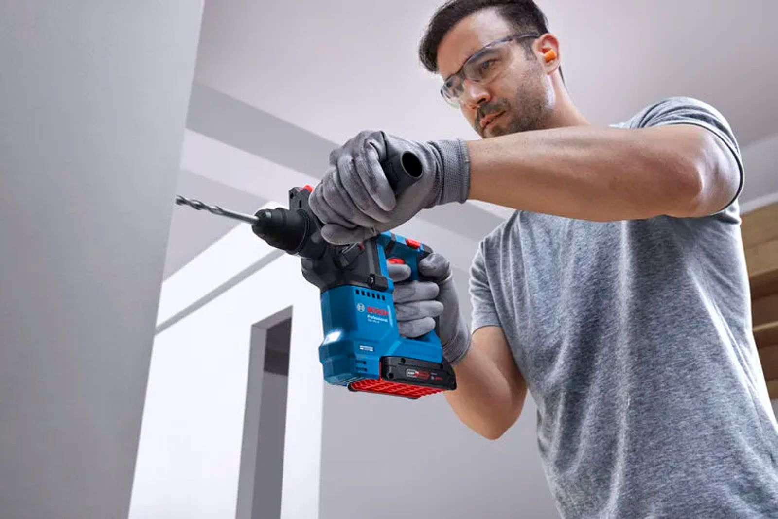 Aku vrtací kladivo BOSCH PRO GBH 18V-18, 18V