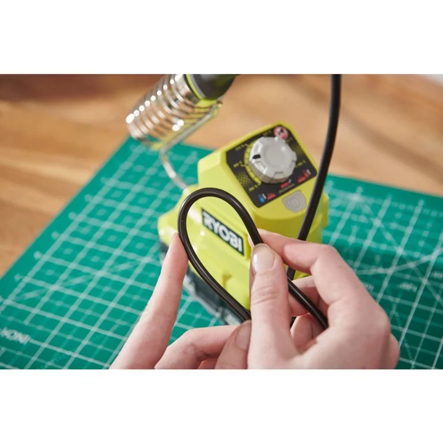 Aku pájka RYOBI RSI18-0, 18V