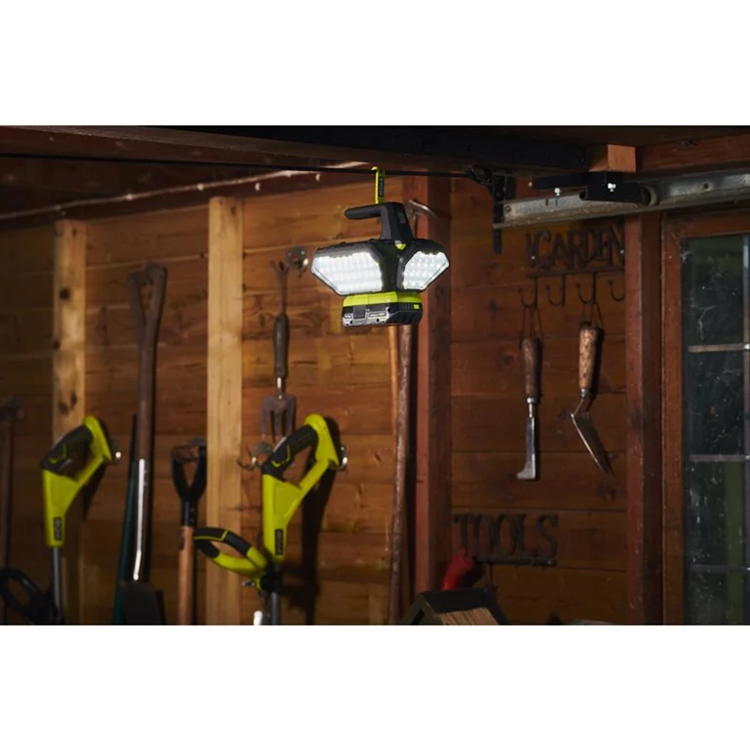 Aku panelové světlo Ryobi R18L360-0, 18V