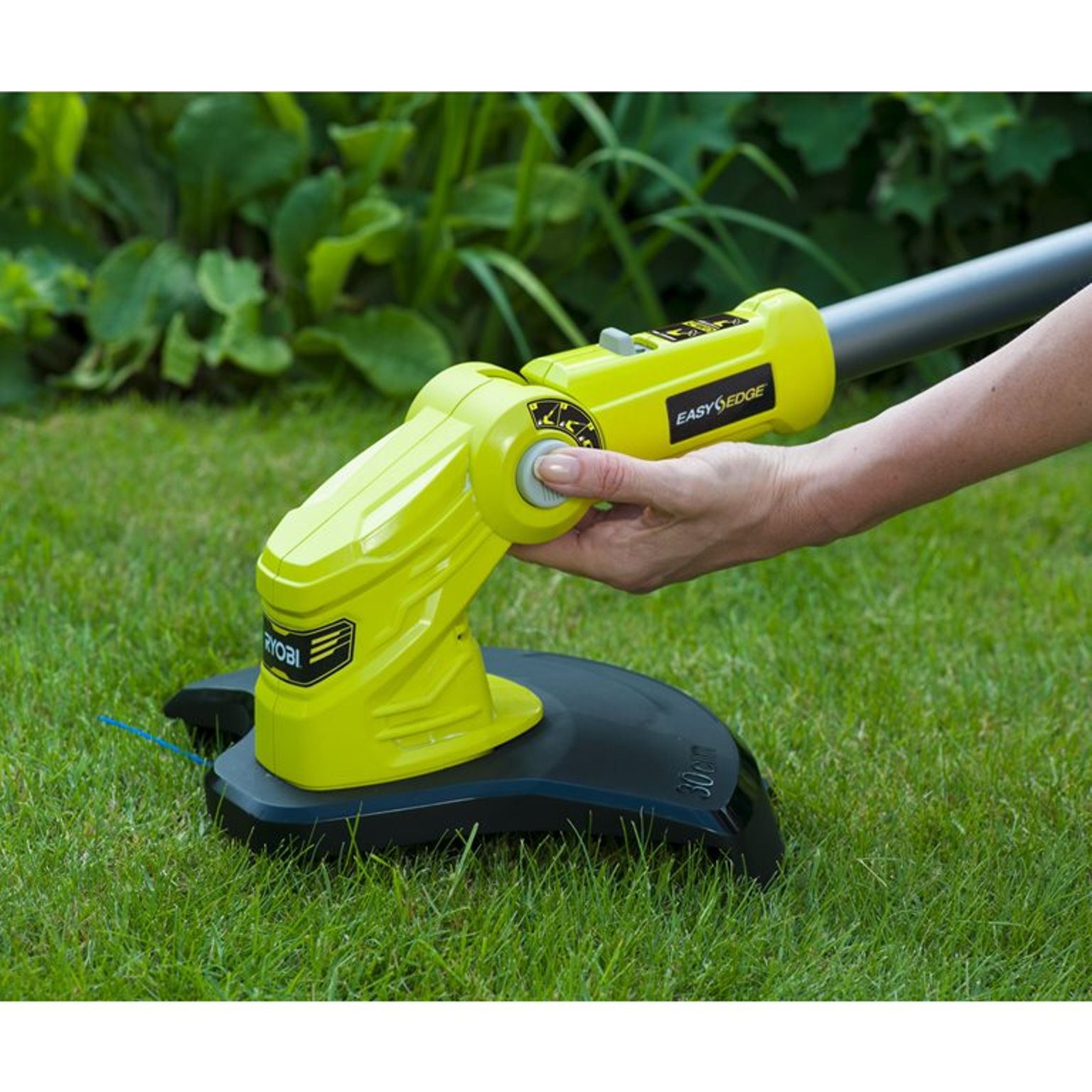 Aku vyžínač RYOBI RLT183225F, 18V