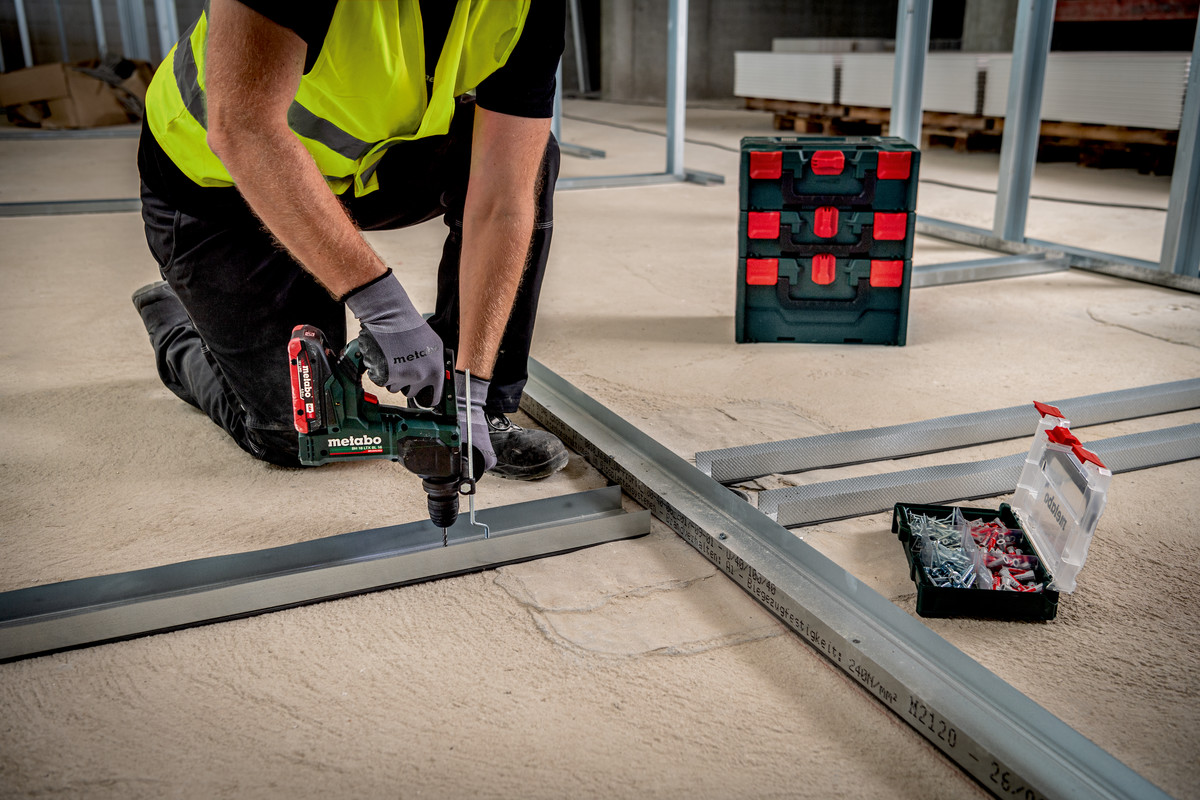 Aku vrtací kladivo Metabo BH 18 LTX BL 16, 18V, MetaBox