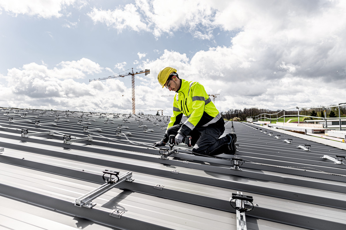 Aku rázový utahovák Metabo SSW 18 LT 300 BL, 18V, metaBOX