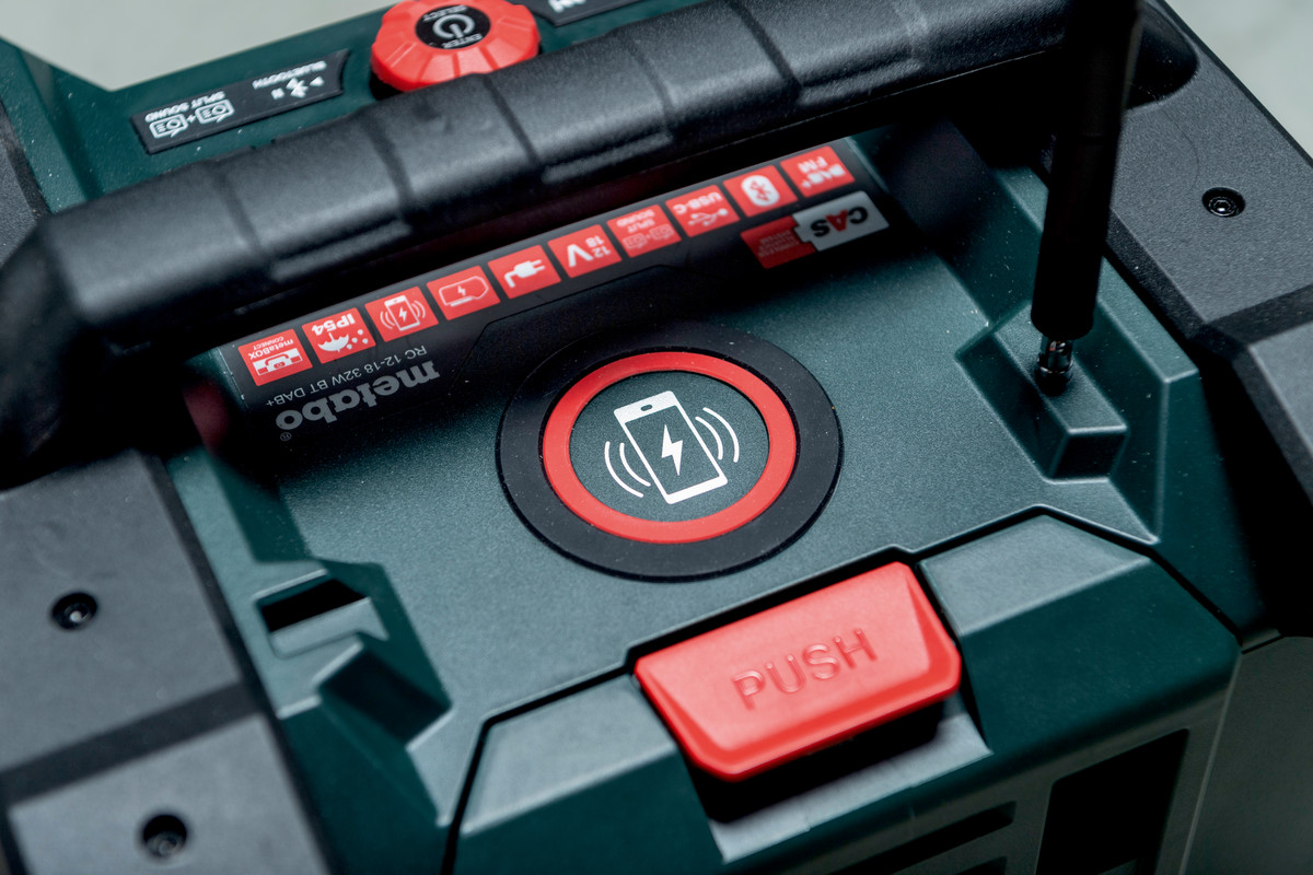 Aku stavební rádio Metabo RC 12-18 32W BT DAB+
