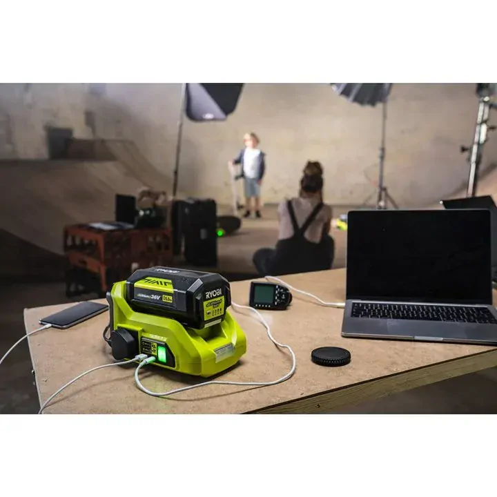 Aku 300W invertor RYOBI RY36BI300A-0, 36V