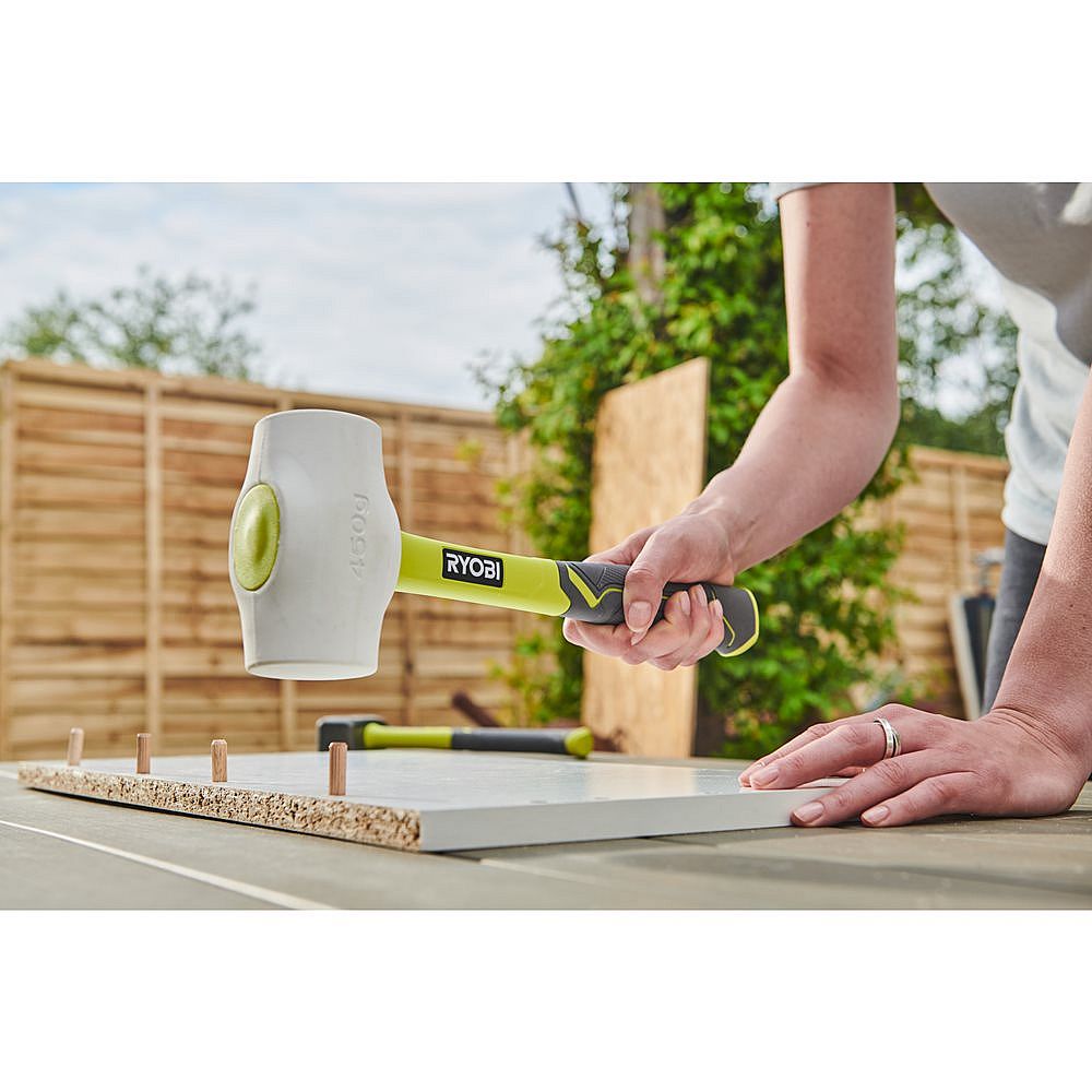 Gumová palička Ryobi RHHM450W, 450g bílá