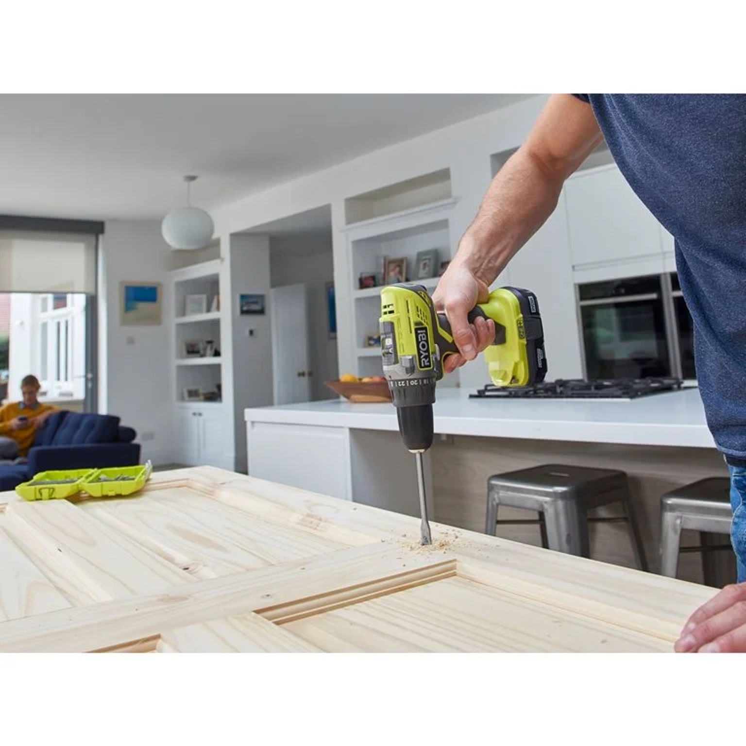 Aku vrtací šroubovák Ryobi R18DD3-120S, 1×2Ah, 18V