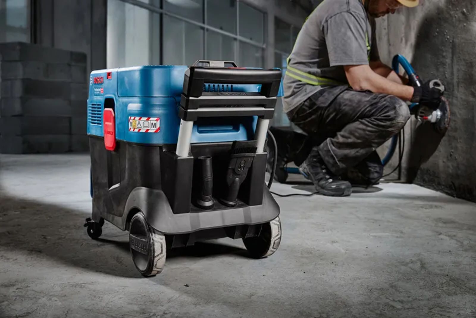 ‌Univerzální vysavač BOSCH PRO GAS 12-40 MA