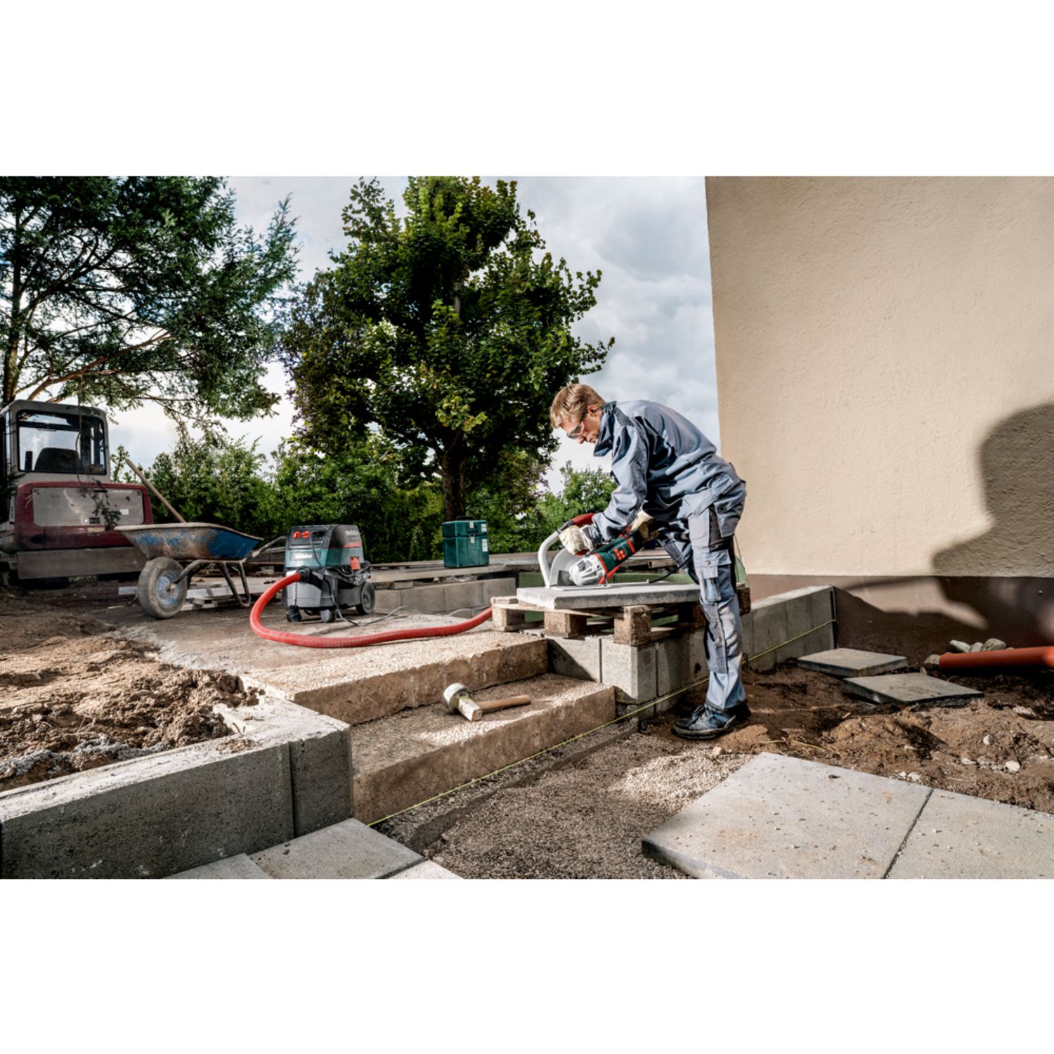 Úhlová bruska Metabo WE 26-230 MVT Quick