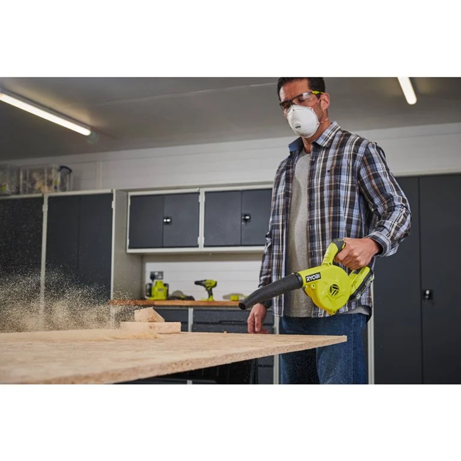 Aku kompaktní fukar Ryobi R18TB-0, 18V