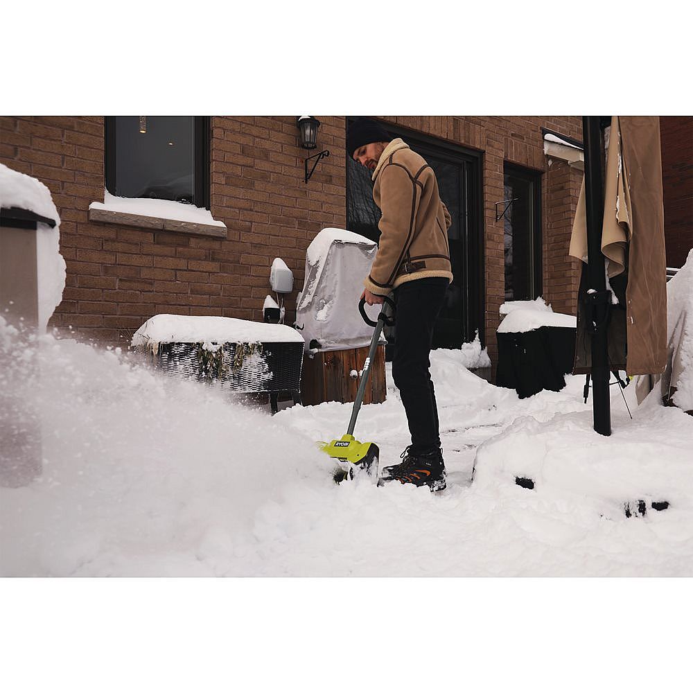 Aku sněhová fréza Ryobi RY18ST25A-140, 18V