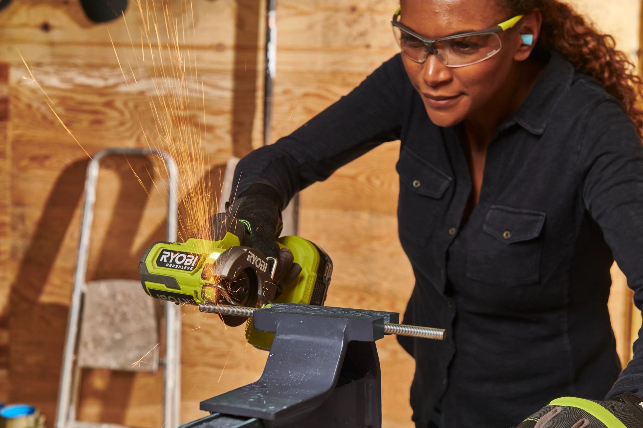 Aku úhlová bruska RYOBI RCT18BL-0, 76mm, 18V