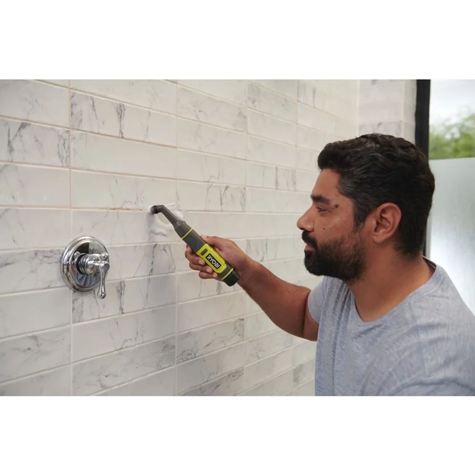 Aku detailní kartáč RYOBI RDS4-0, 4V USB Lithium™