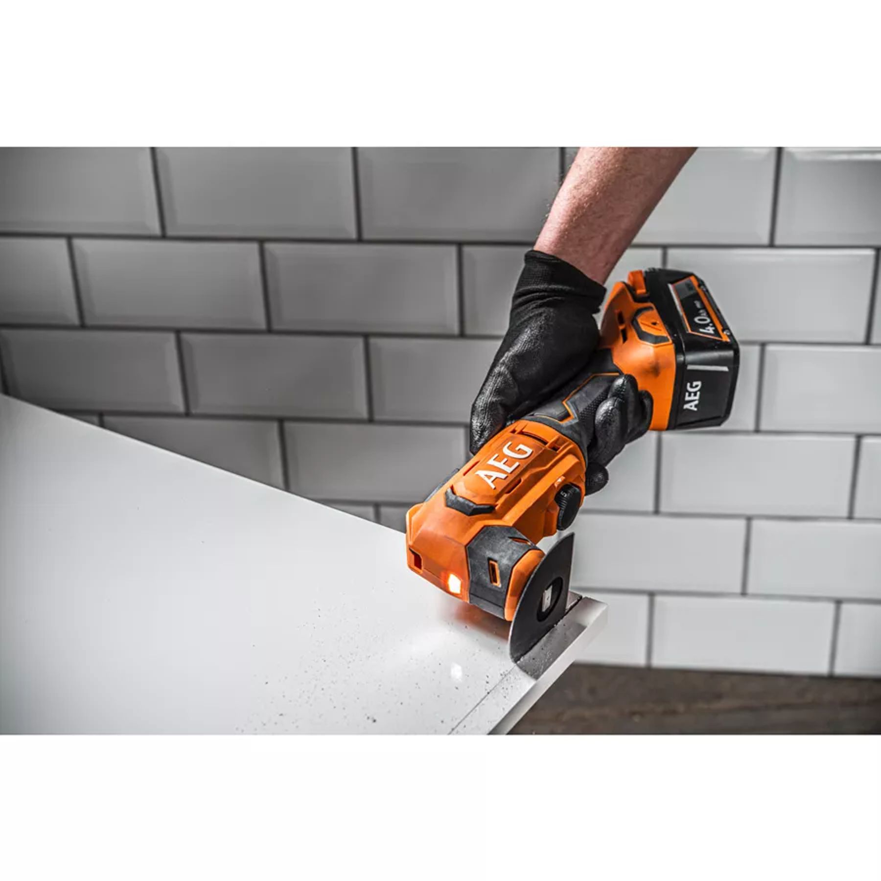 Aku multifunkční nářadí AEG BMT18-0, 18V