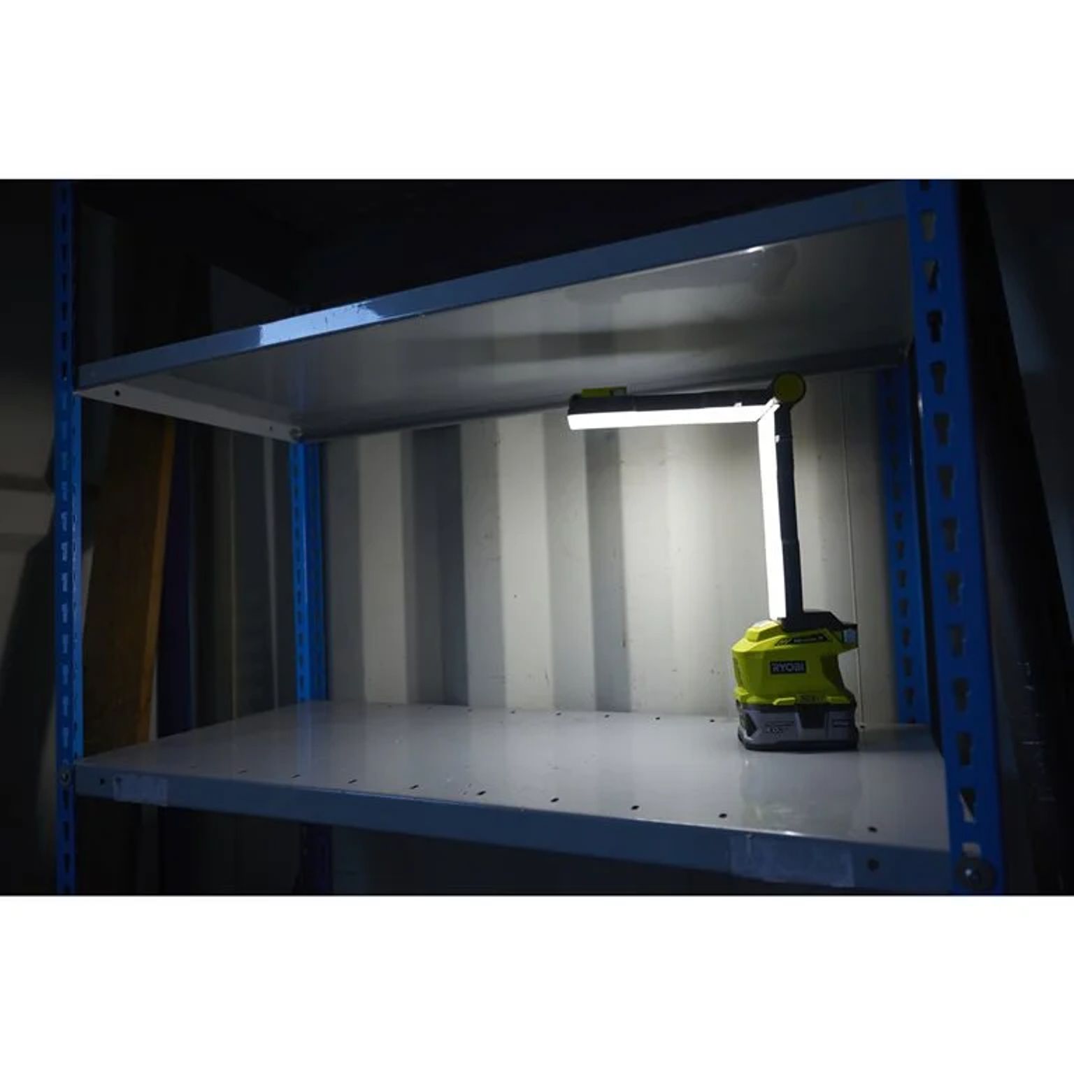 Aku sklopné prostorové LED světlo RYOBI R18ALF-0, 18V