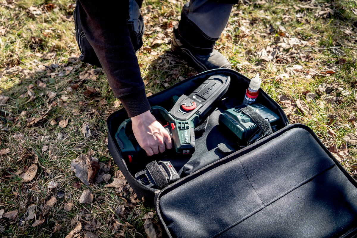 Aku řetězová pilka Metabo MS 18 LTX 15, 1×2Ah, taška, 18V