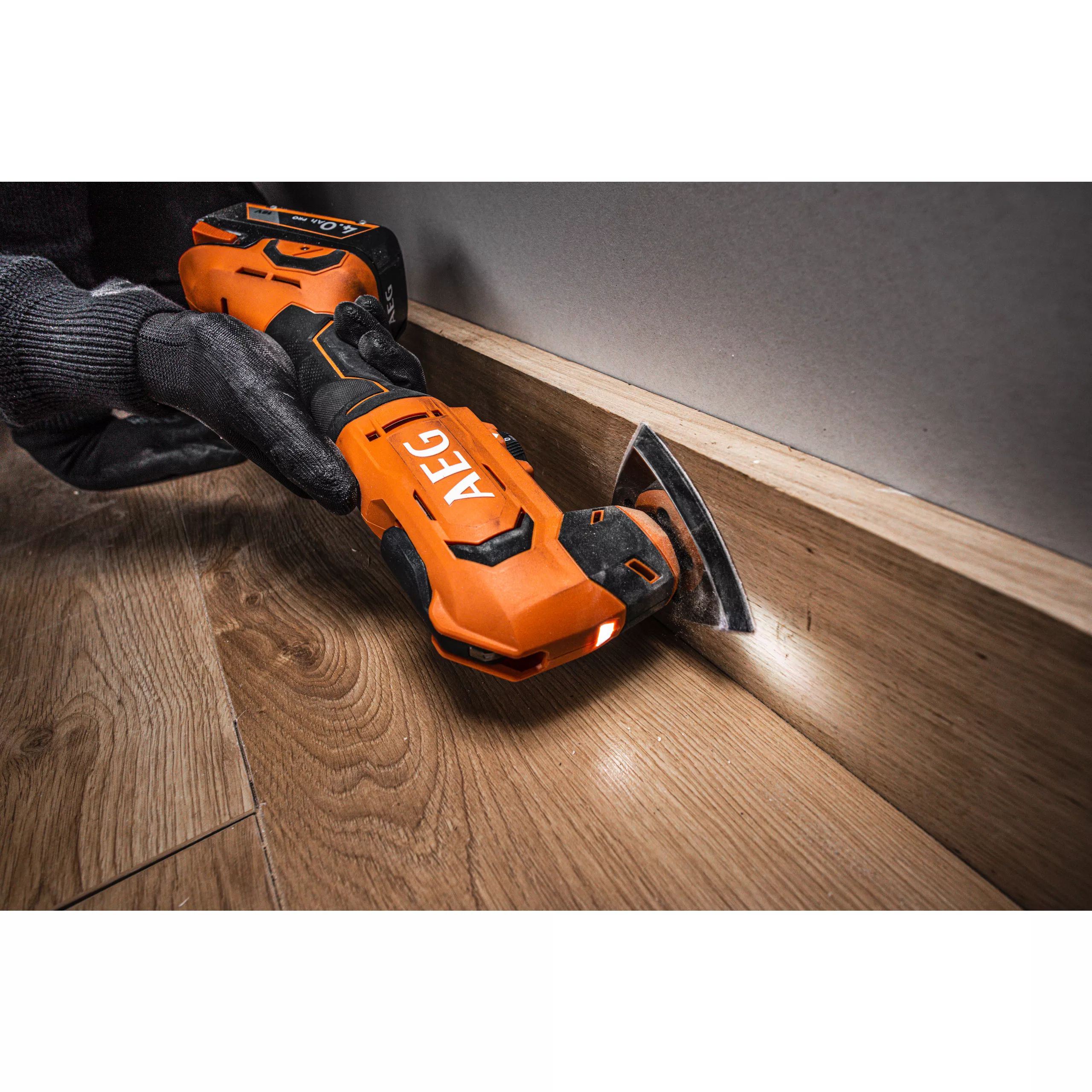 Aku multifunkční nářadí AEG BMT18-0, 18V